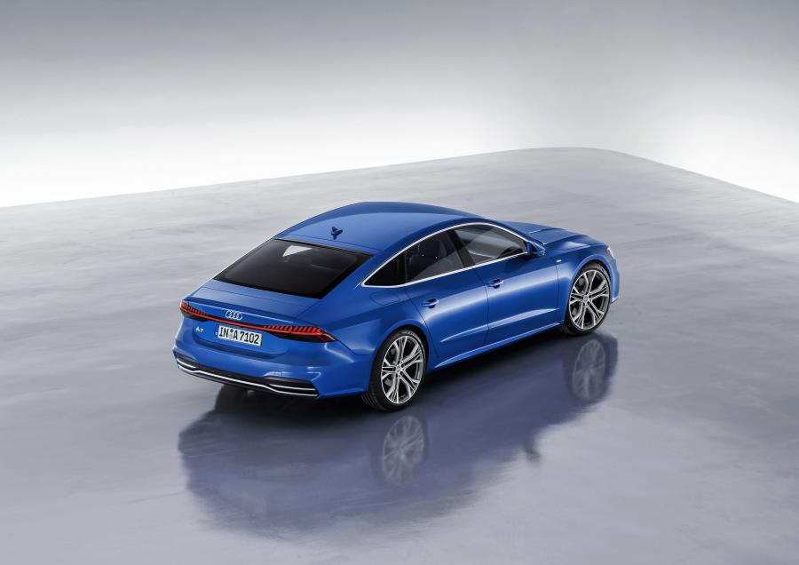  Audi A7 Sportback Quattro S-Line 2017 года  (WW) (фото 3 из 33)